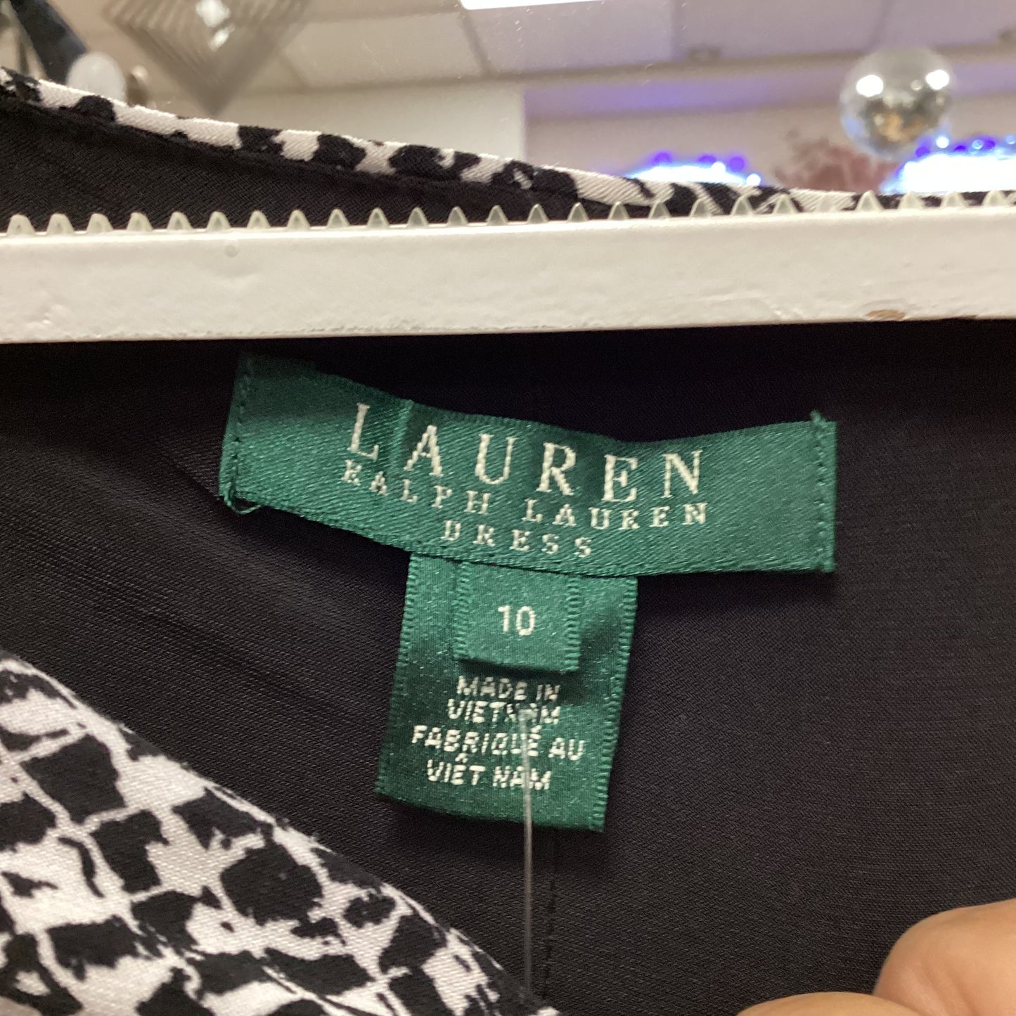 8 R Lauren Black & White dress