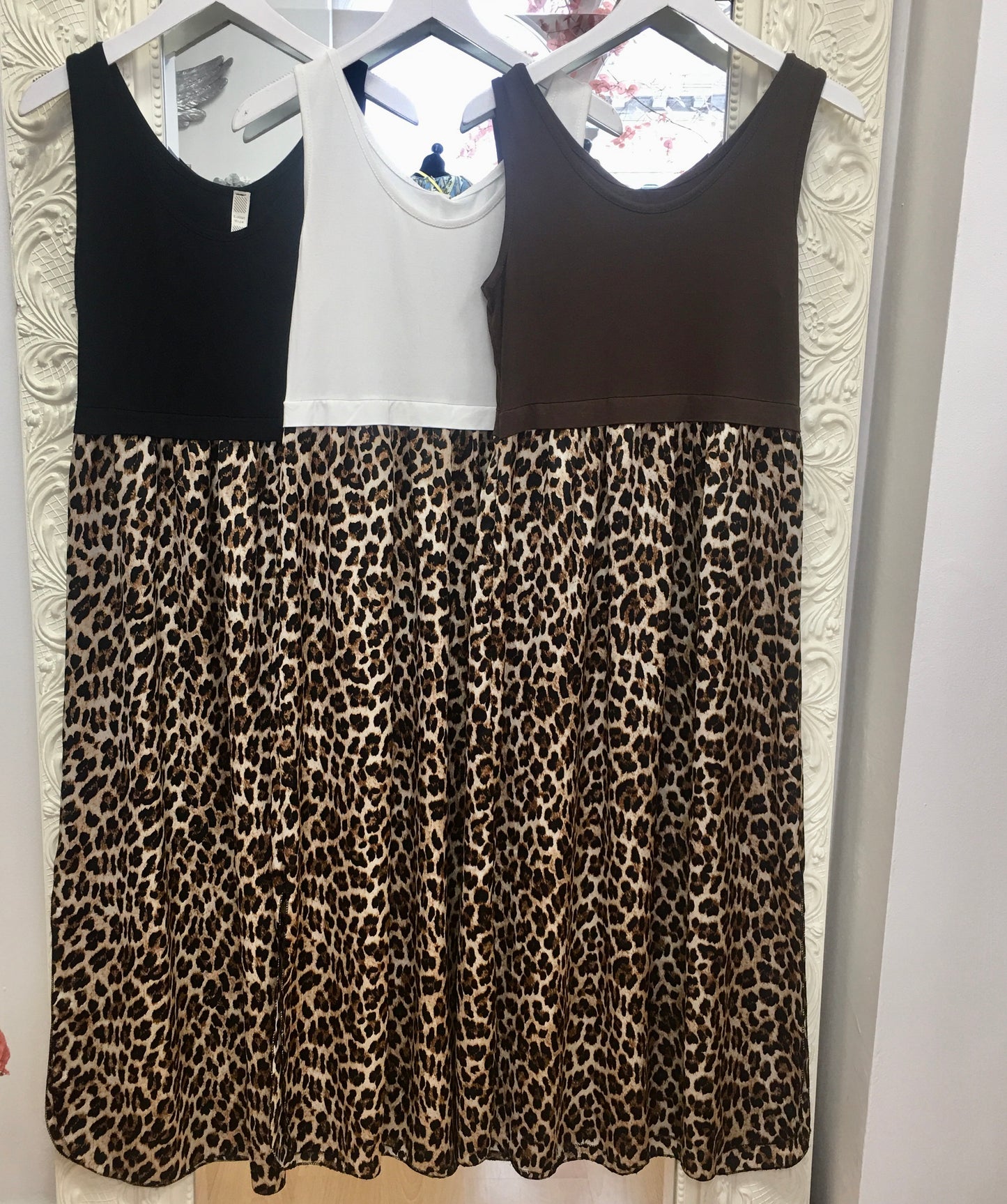 Cindy leopard dress