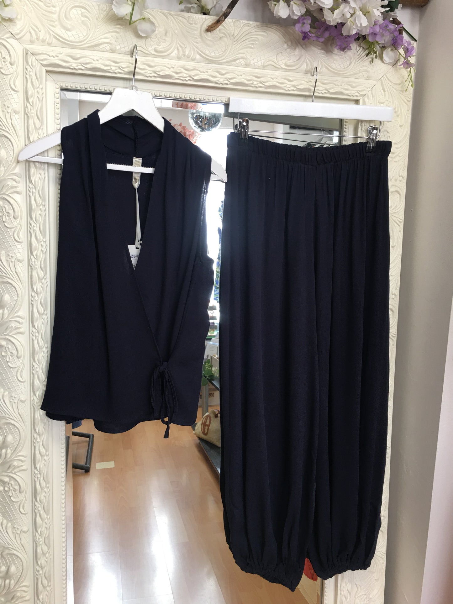 Verity co ord with sleeveless tie top & cuffed trousers