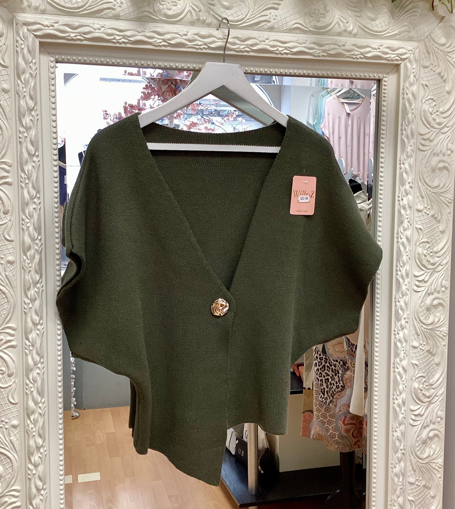 Melanie short cardi