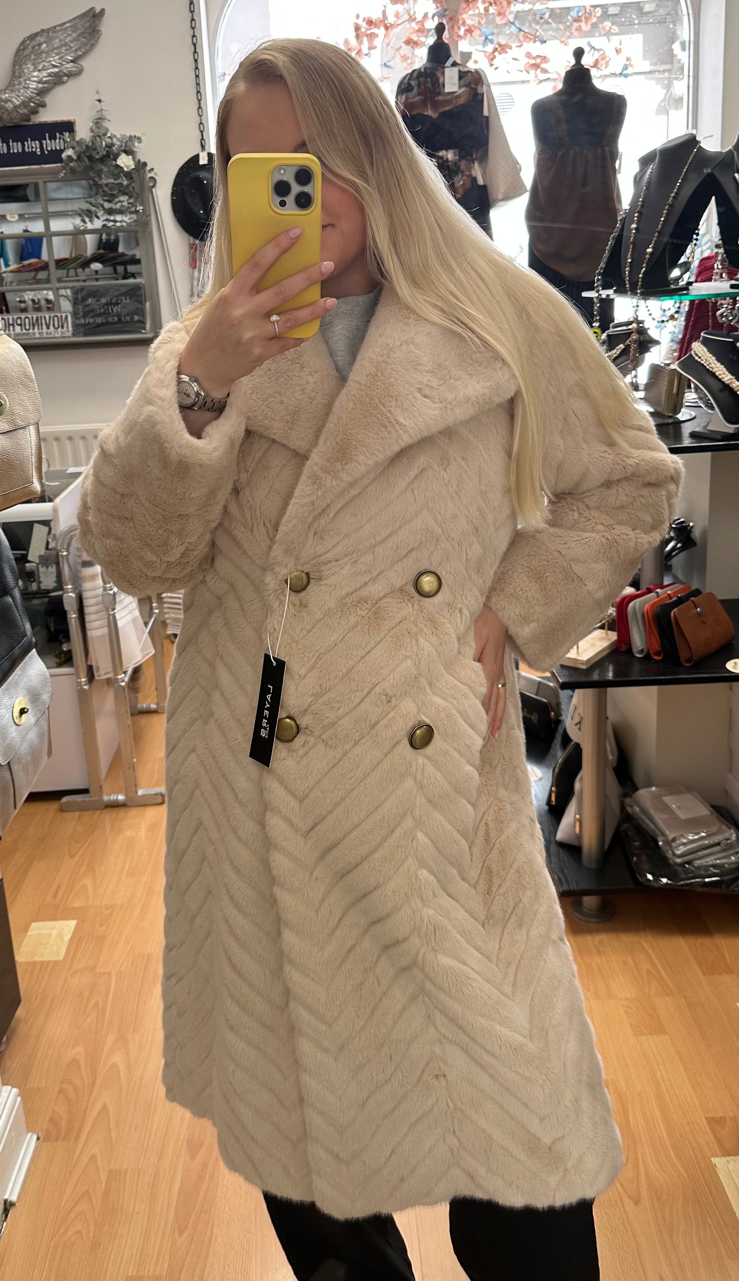 Avery faux fur