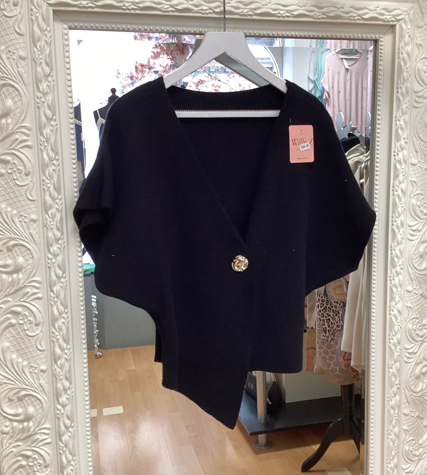 Melanie short cardi