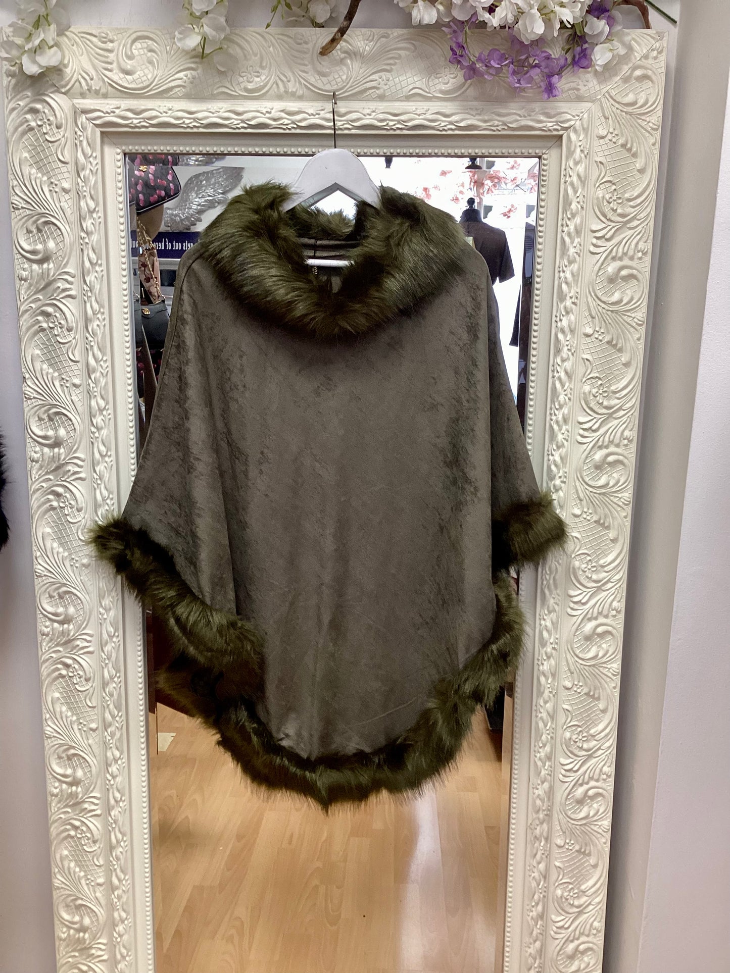 Jayley 2 Khaki Faux Fur Trim Suede-Look Poncho Cape