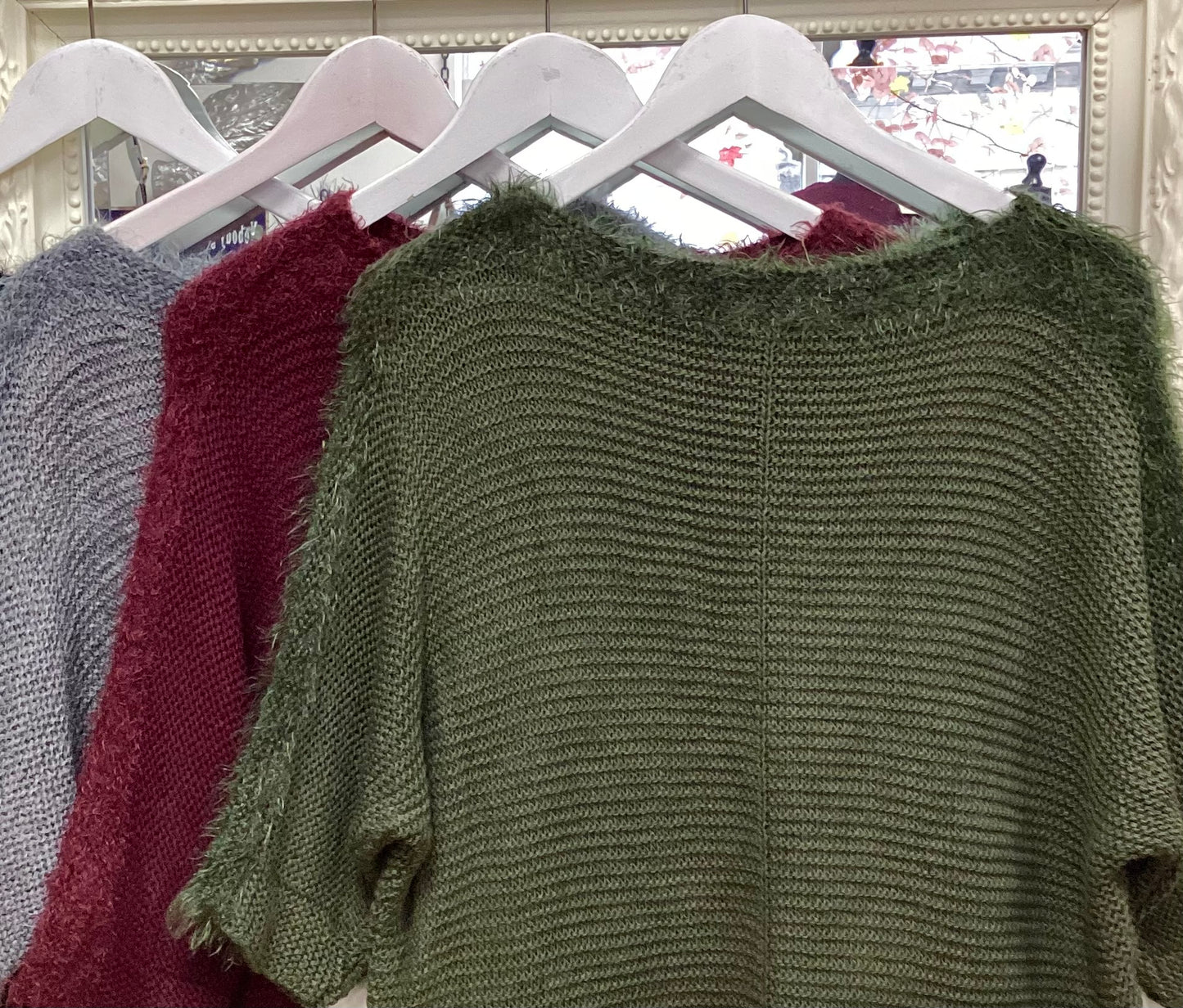 Selena fluffy jumper