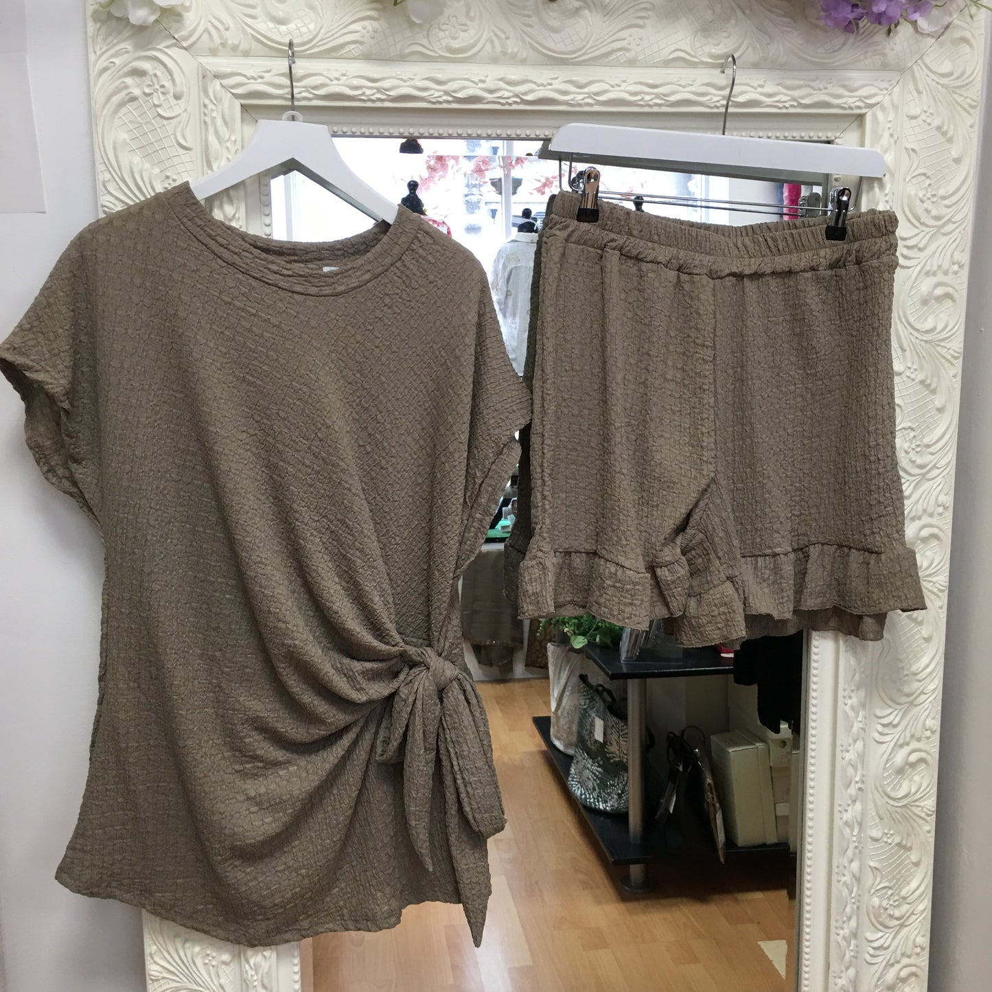 Anastasia short set