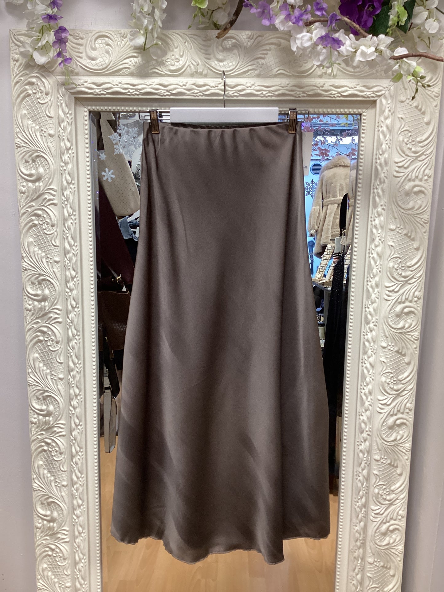 Eleanor satin skirt