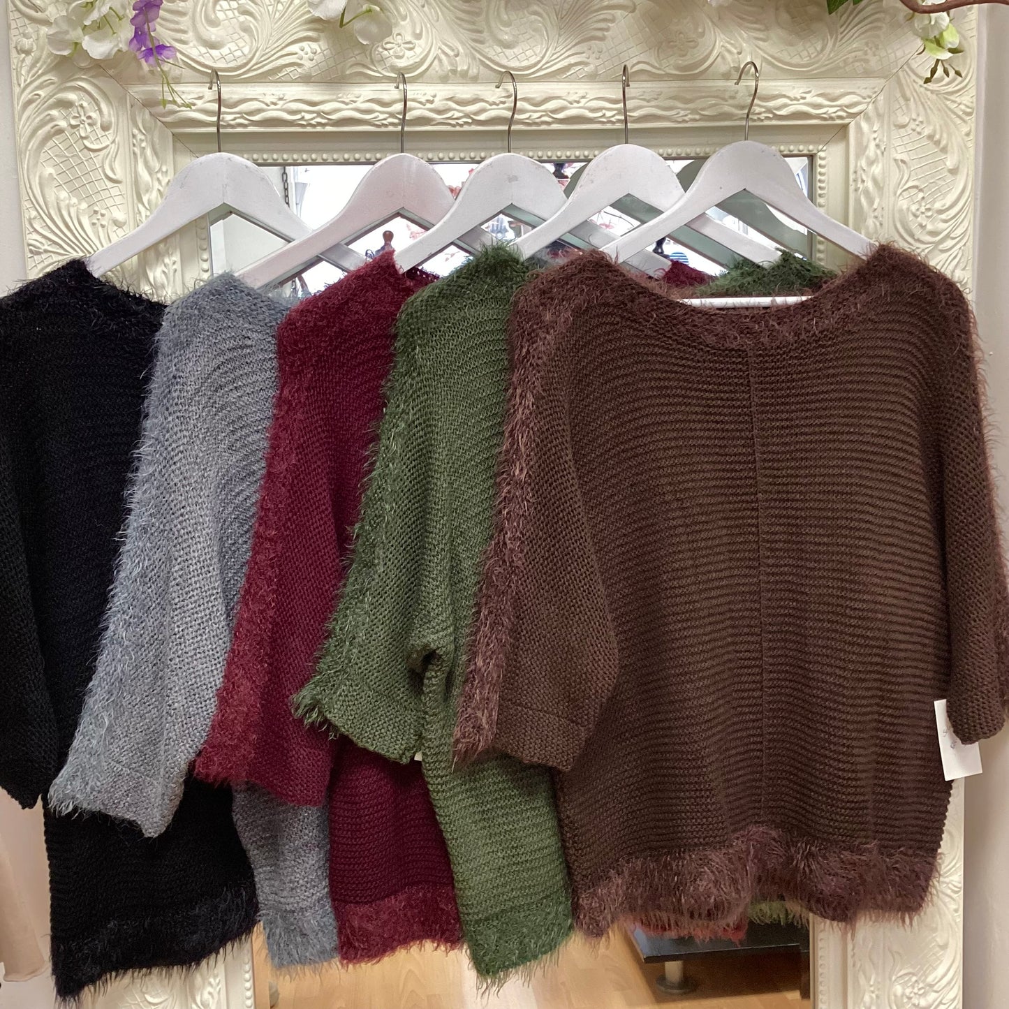 Selena fluffy jumper