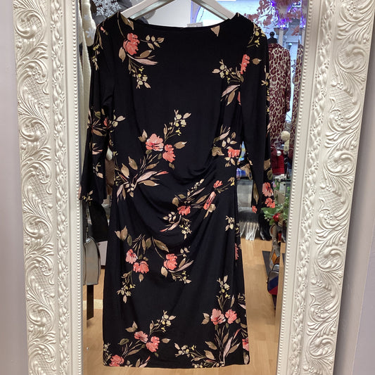 5 R Lauren Pattern dress