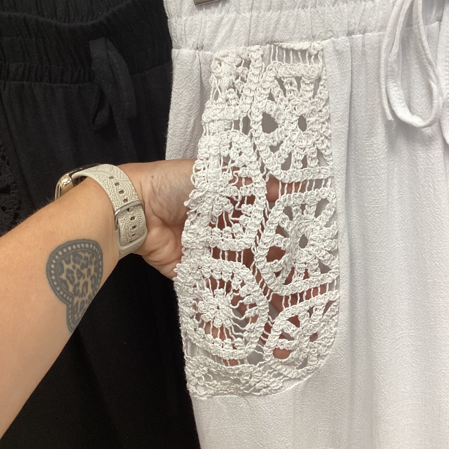 Linen Mix Crochet pocket trousers