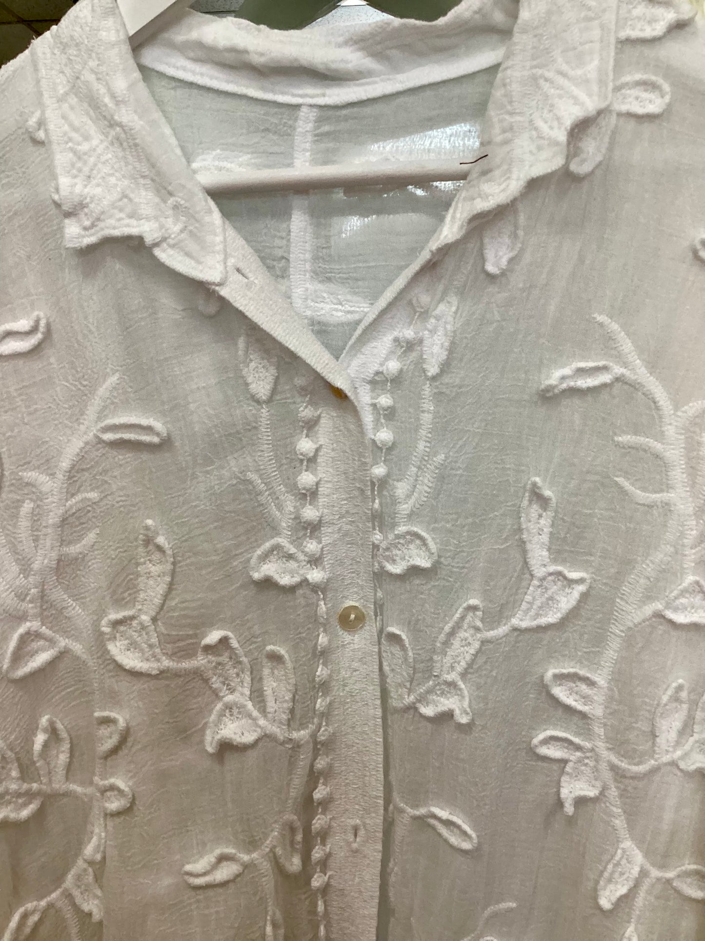 Kelly Textured Leaf Appliqué Blouse - Sheer Crochet Trim Button Down Shirt