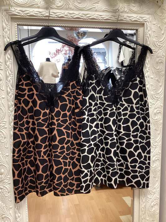 Mia giraffe vest