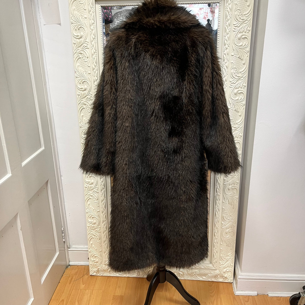 FFM1 Dark Chocolate Brown Longline Faux Fur Coat – Medium