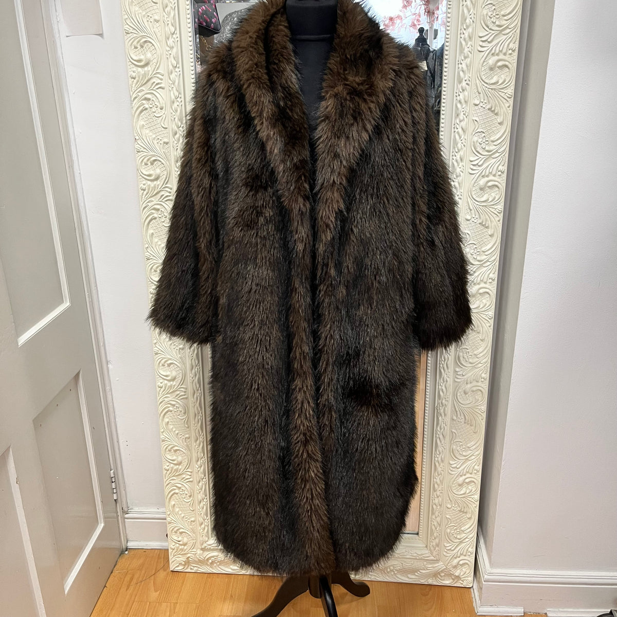 FFM1 Dark Chocolate Brown Longline Faux Fur Coat – Medium