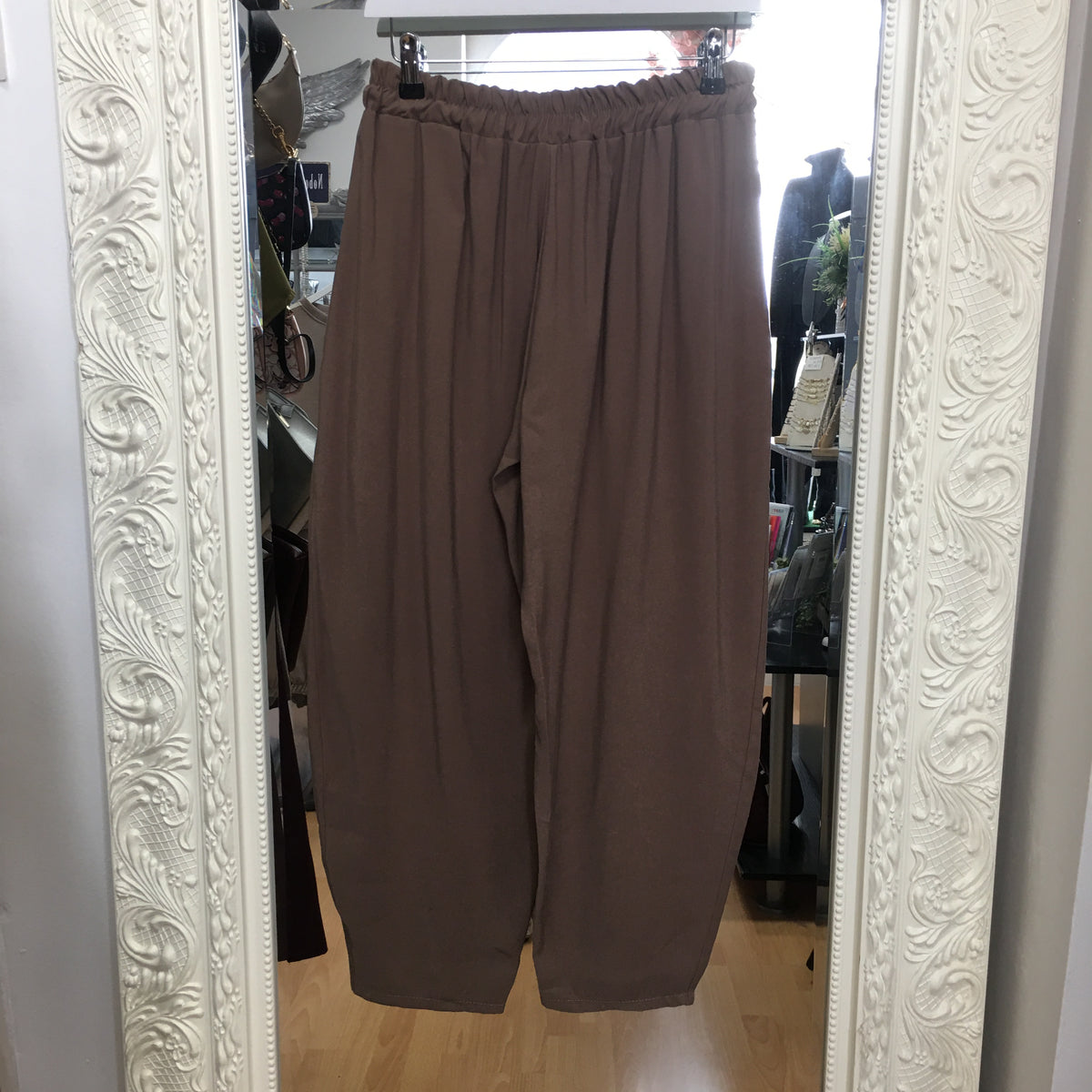 Kylie barrel leg trouser