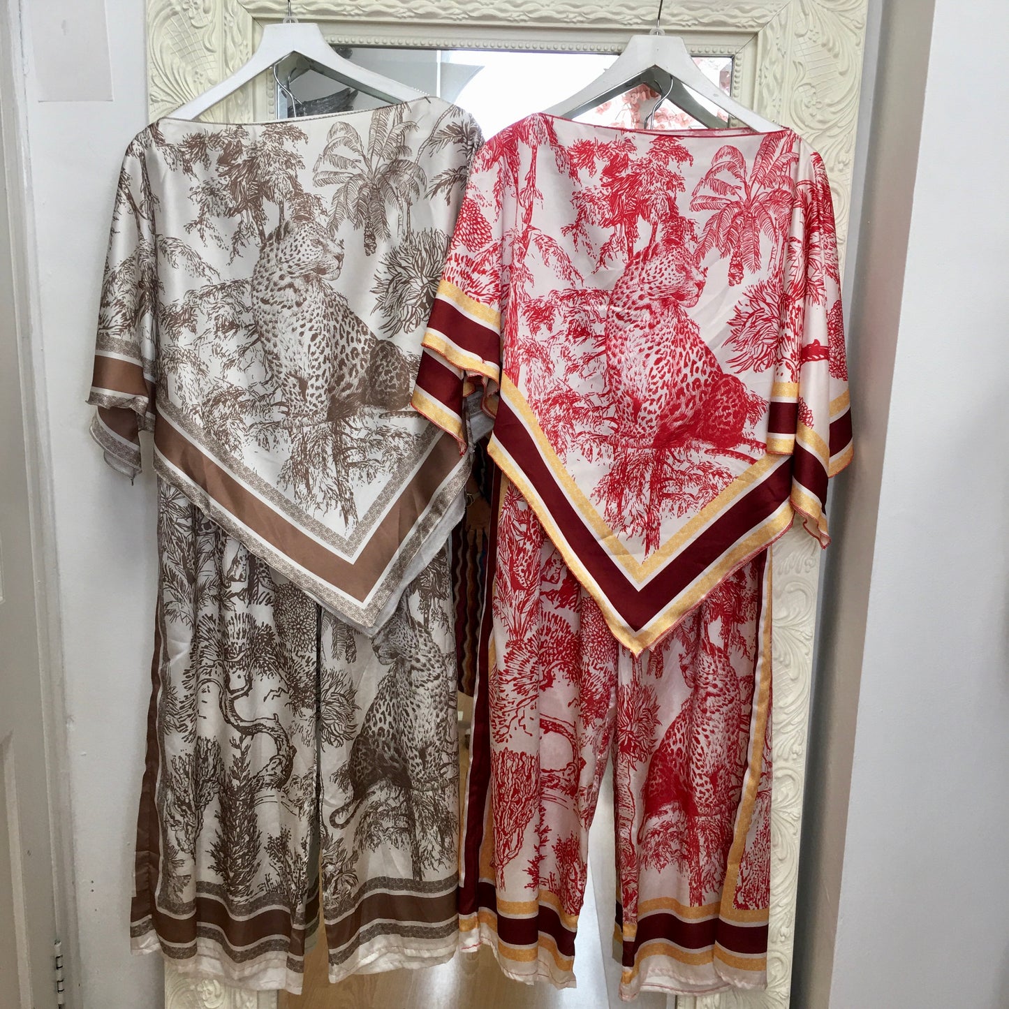 Rose - Two Piece Set with Handkerchief Top
