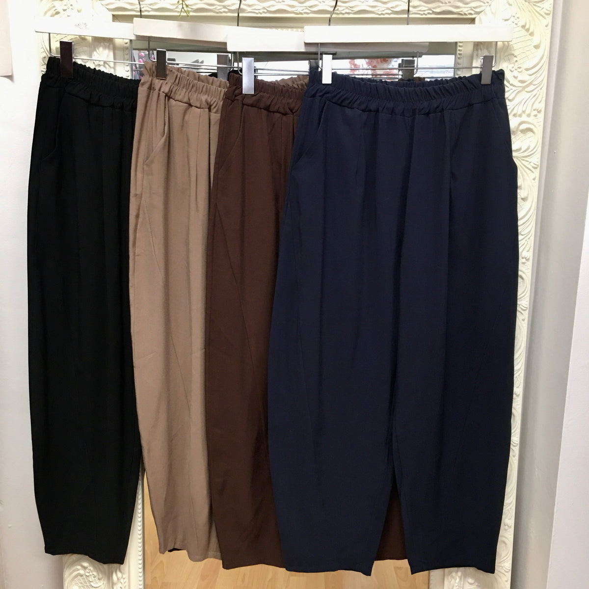 Kylie lightweight barrel leg trouser