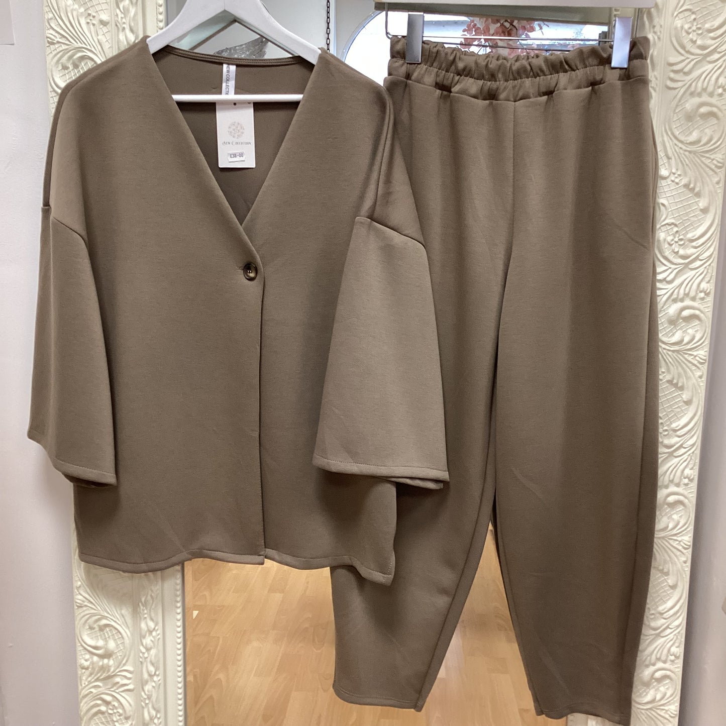 Kaitlyn trouser set