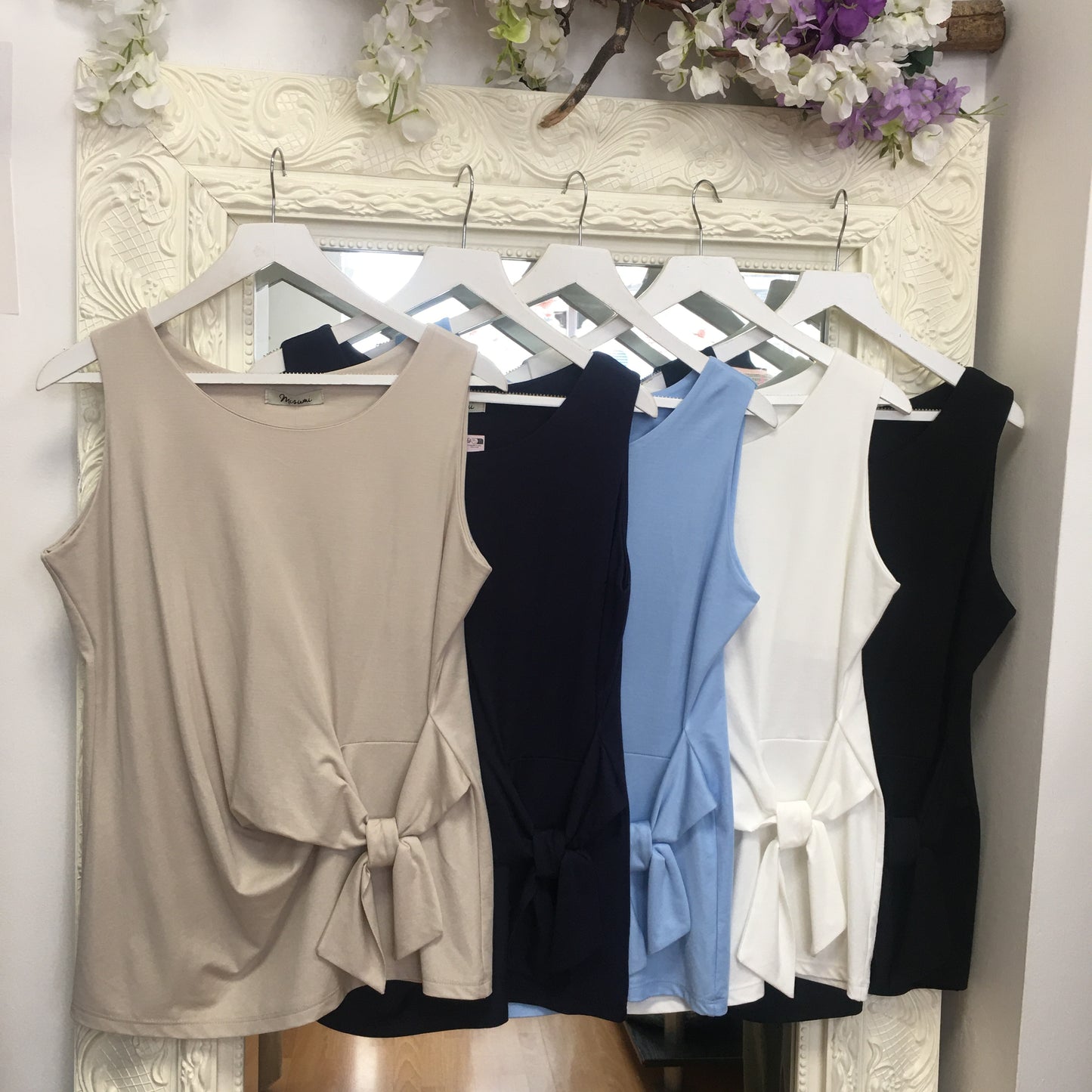Rae sleeveless T-shirts