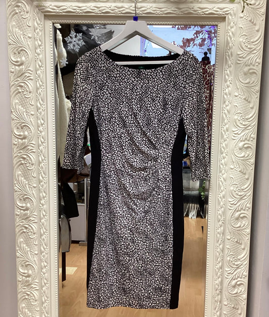 8 R Lauren Black & White dress