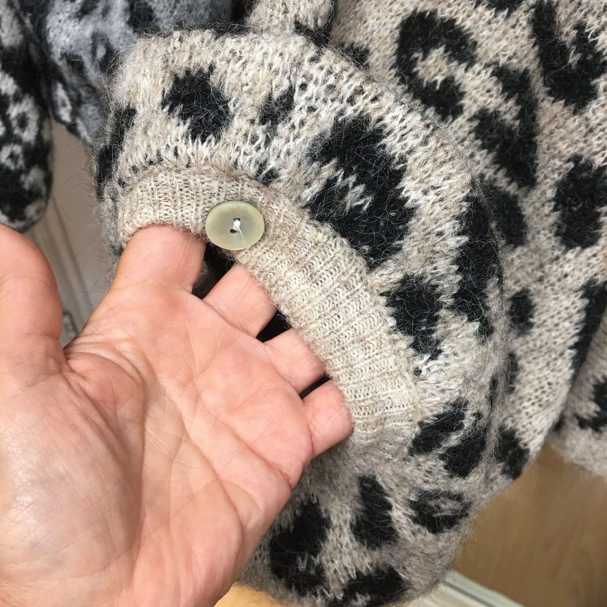 Mindy leopard balloon sleeve jumper