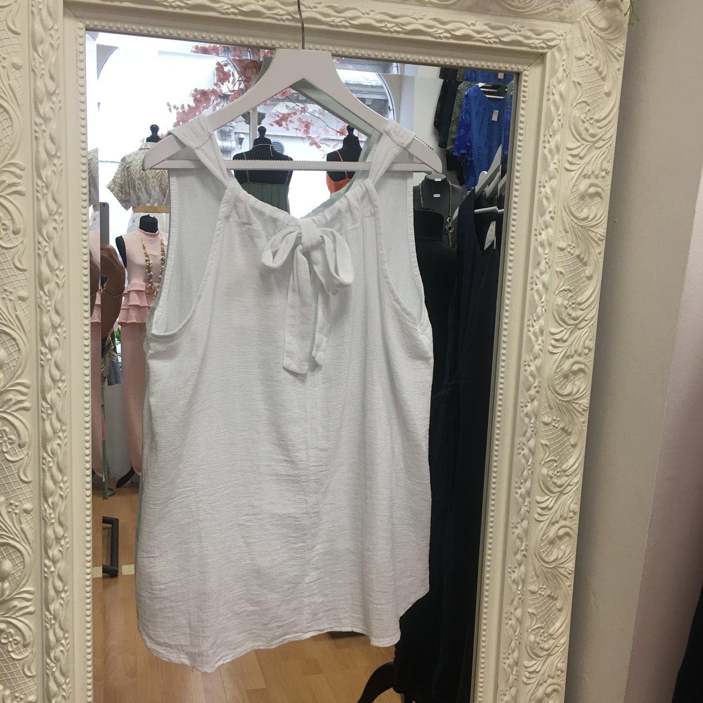 Kerry tie back top