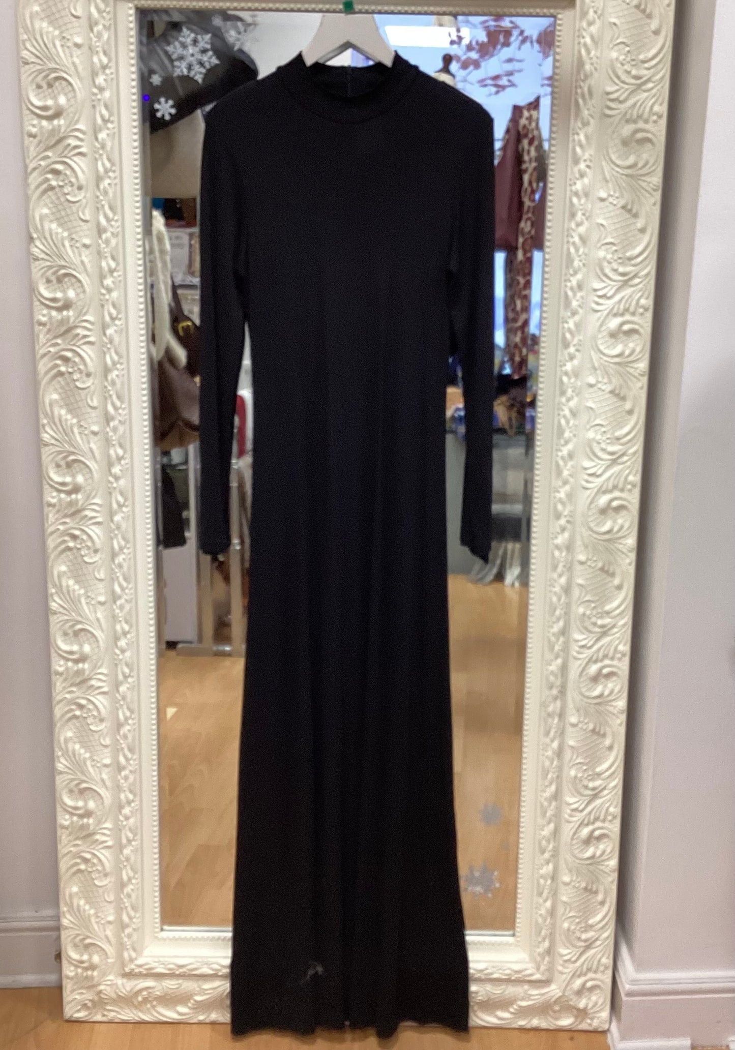 6 R Lauren Black dress
