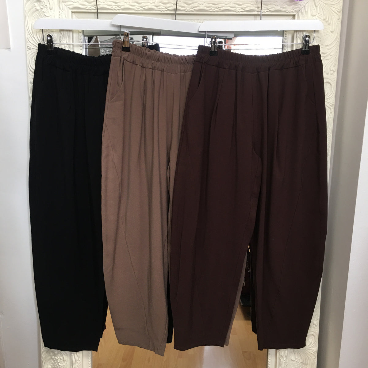 Kylie barrel leg trouser