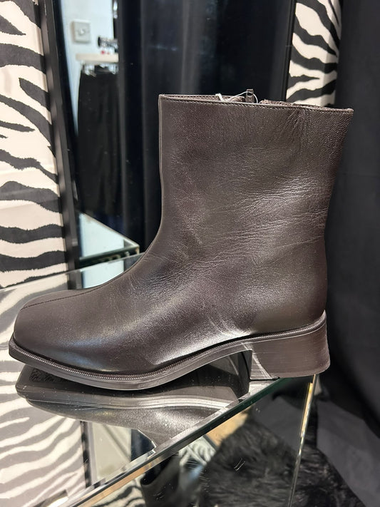 JDW-3 Dark Brown Real Leather Wide Fit Ankle Boots – Size 6