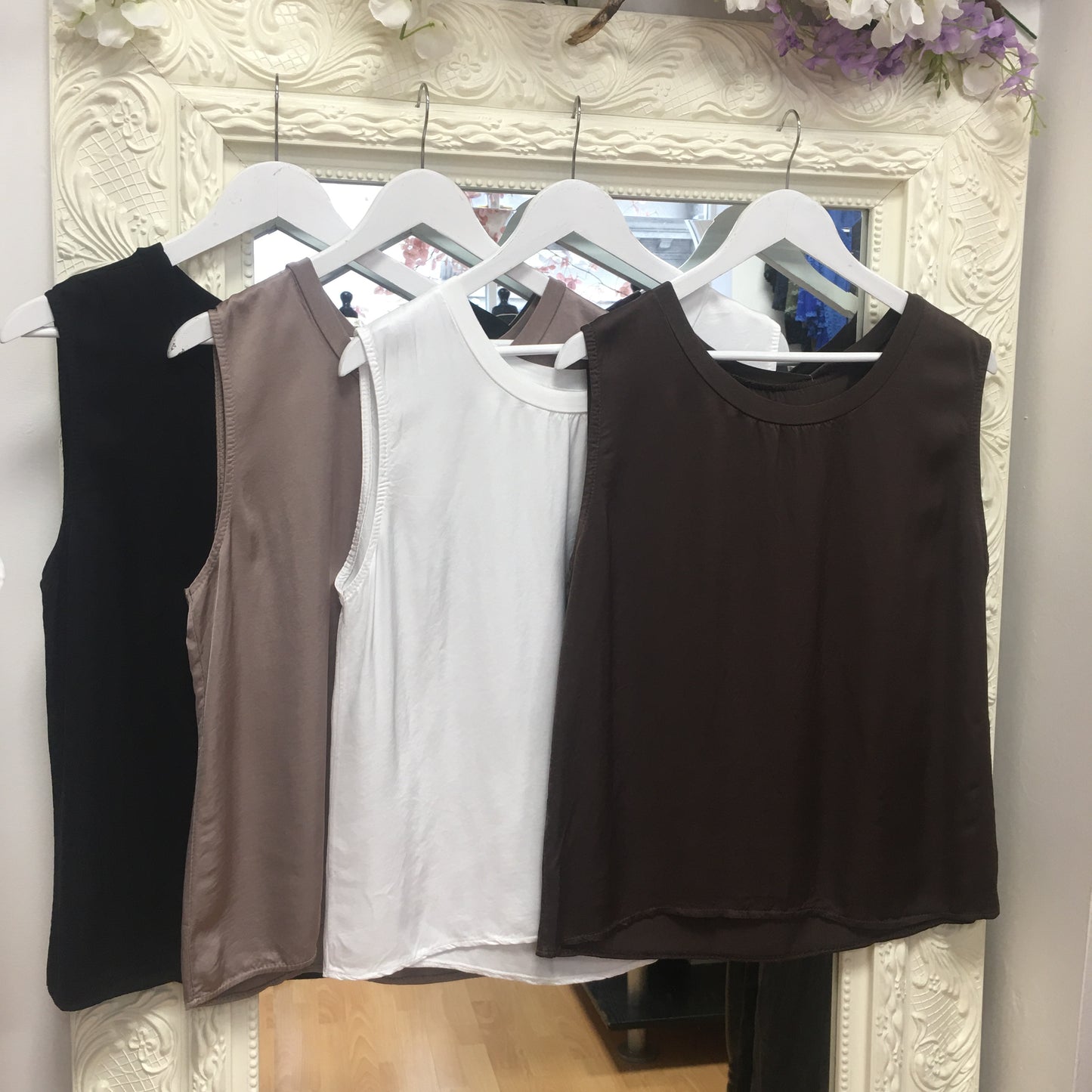 Shelly satin top