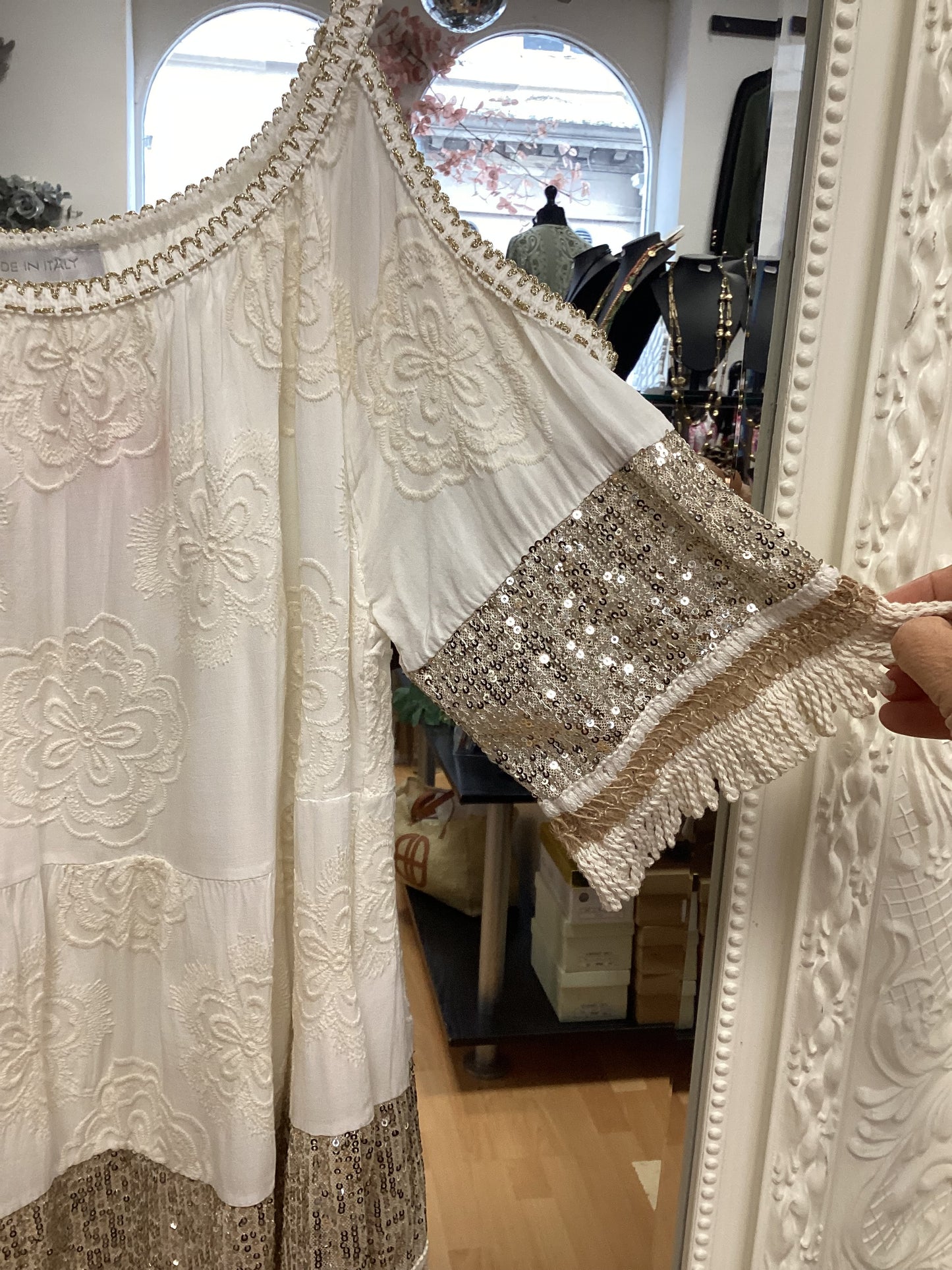Corina cold shoulder top