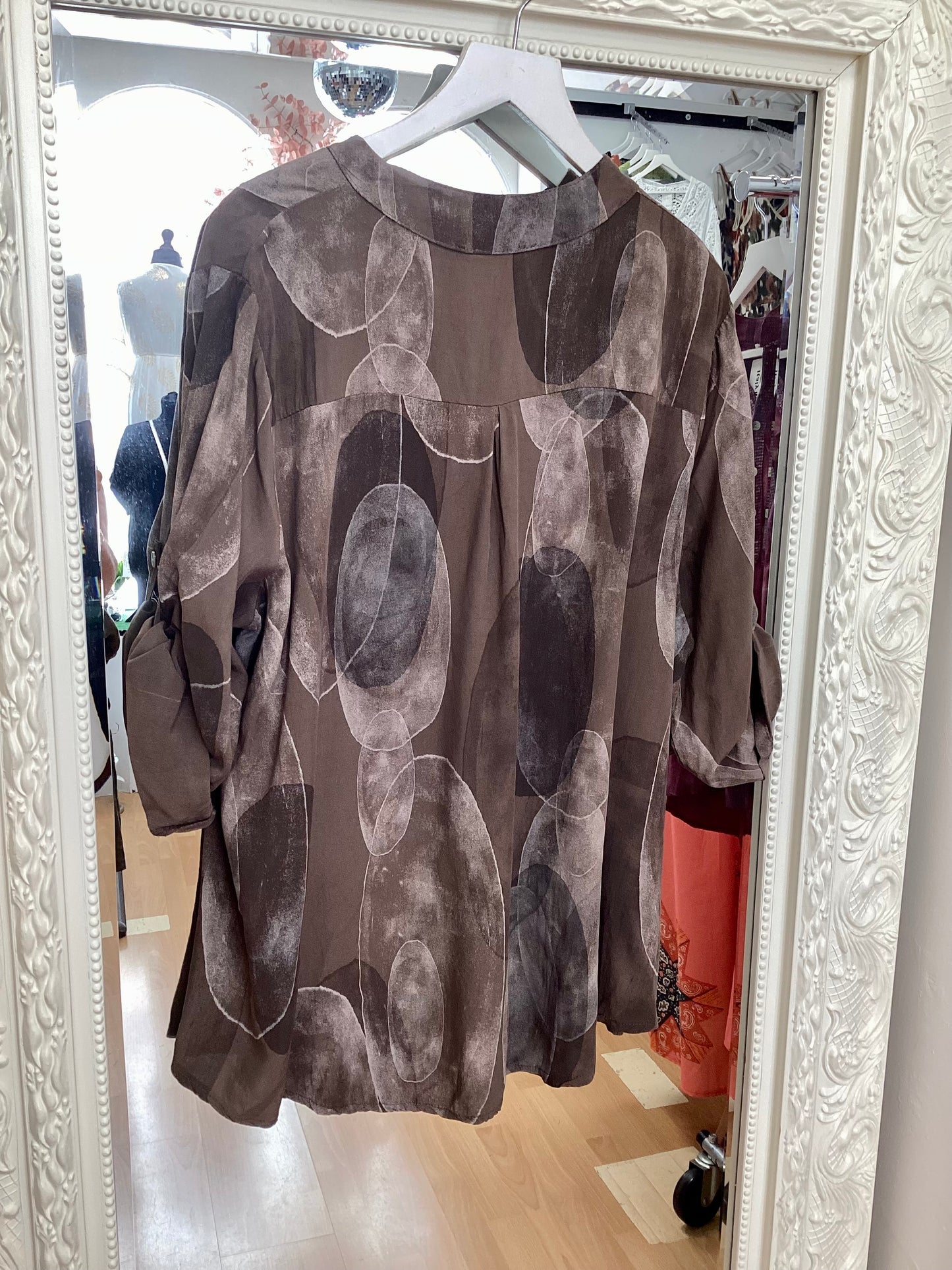 Rianna - Abstract Circle Print Blouse - Sequin Trim Pocket Tunic Top