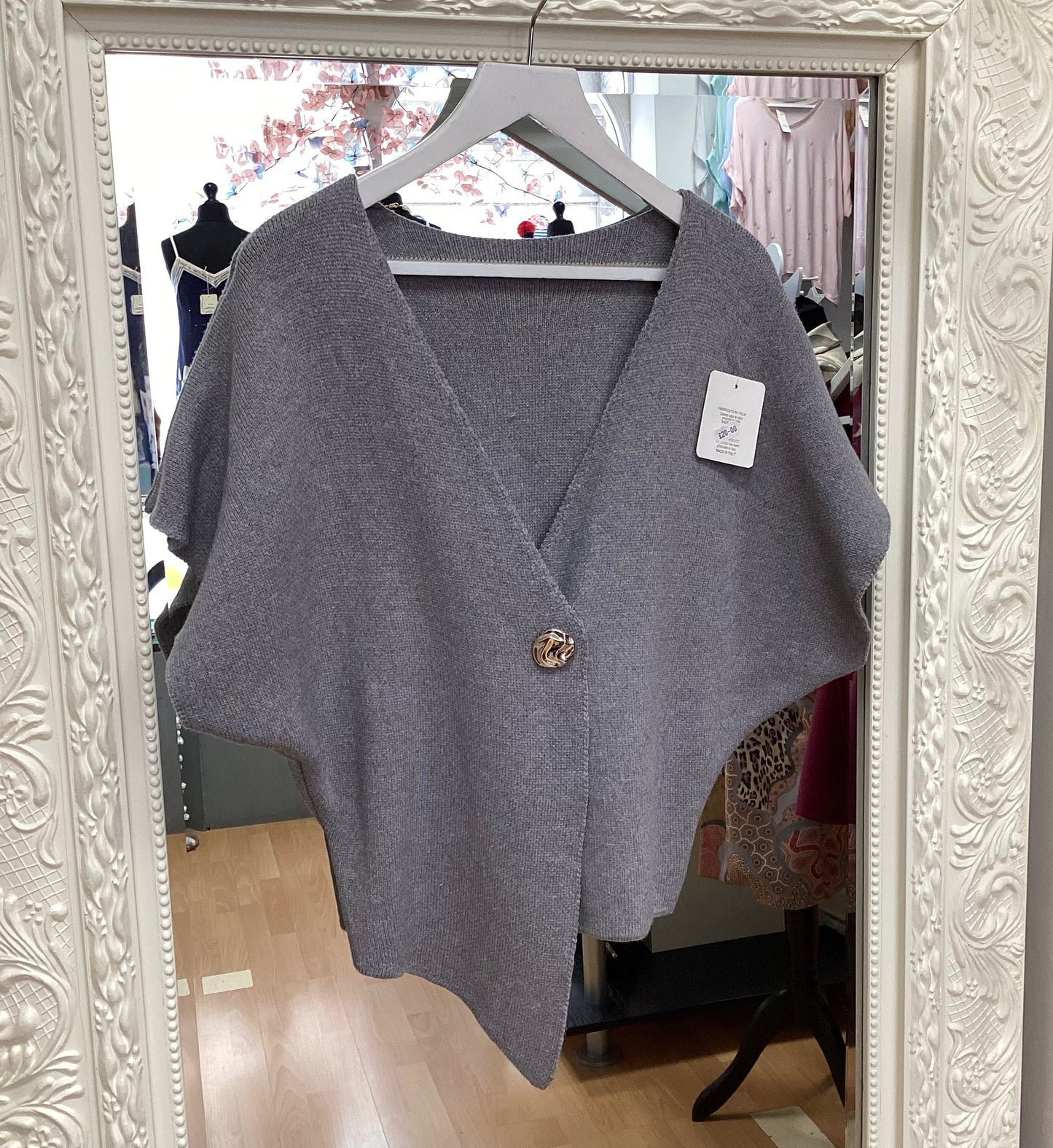 Melanie short cardi
