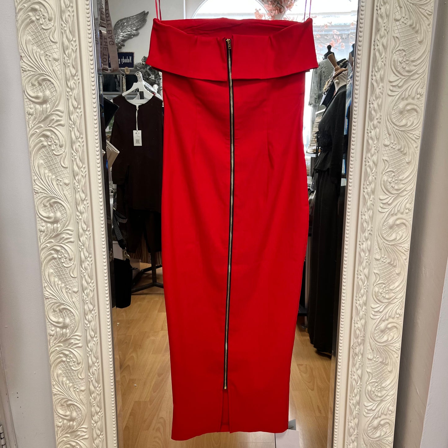 V101 Red Bardot Off Shoulder Midi Dress – Size 10 Vesper