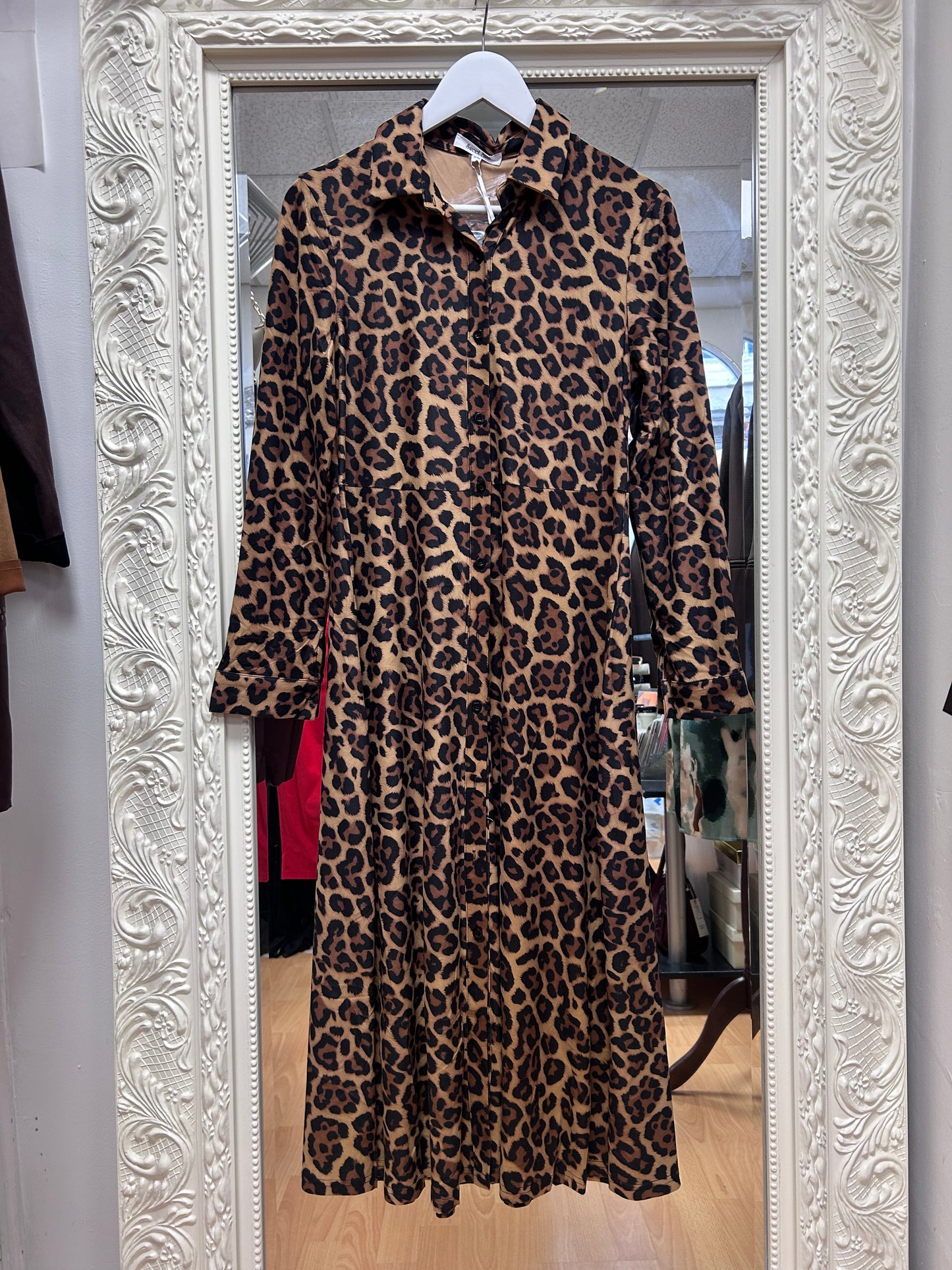 Roxanne~ Leopard print dress