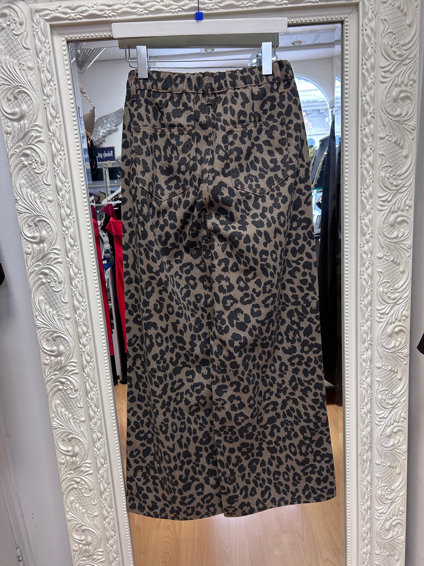 Louisa - Leopard Print Wide Leg Jeans – Large / Fits 12–14