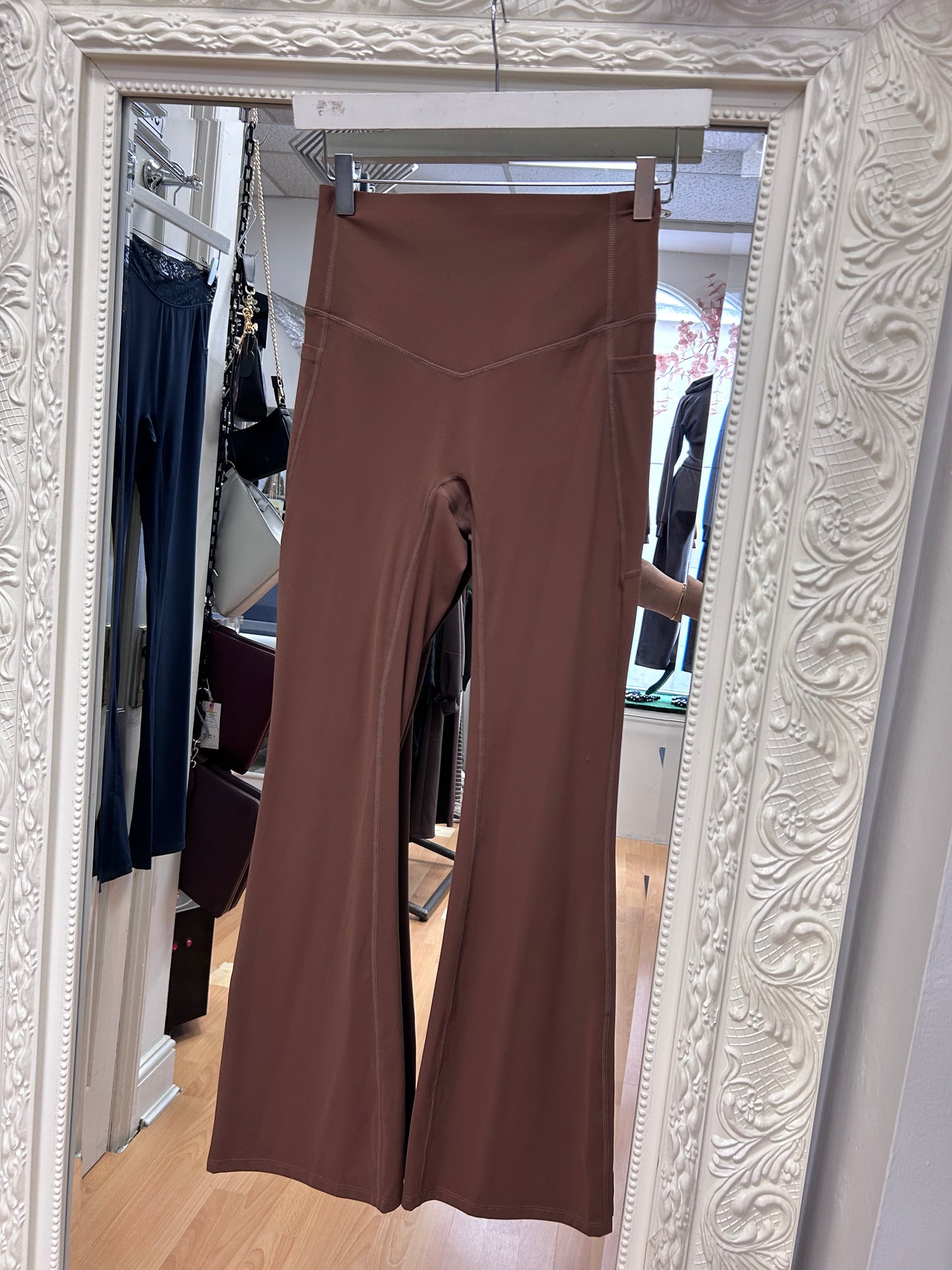 Halara Chocolate High Waisted Flare Leggings with Pockets – Size S H2