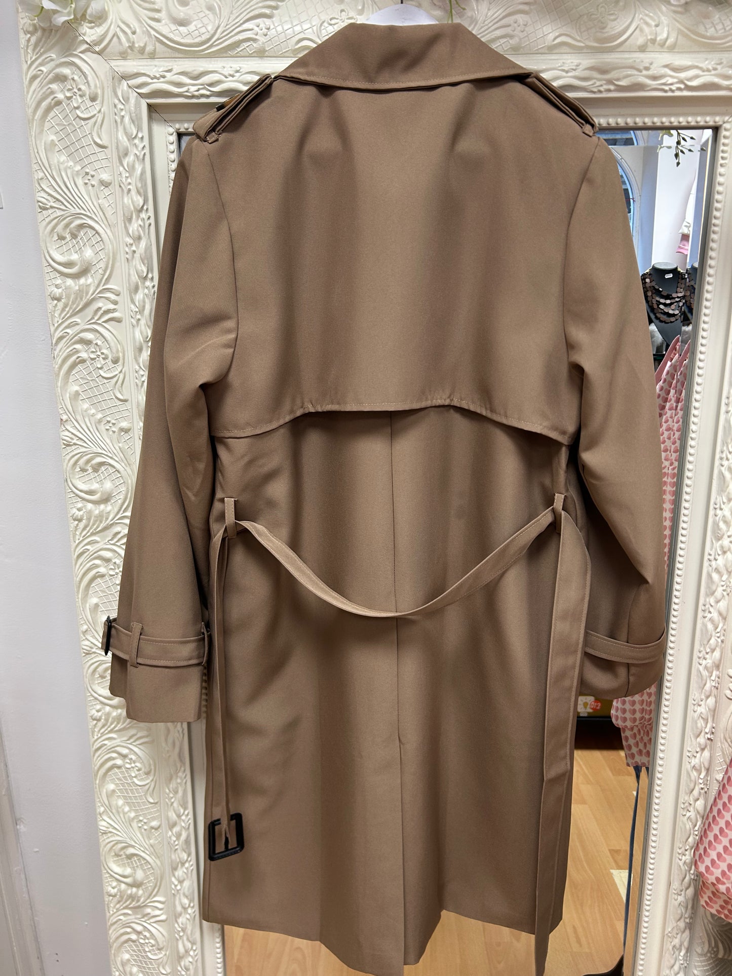 Saskia Trench coat